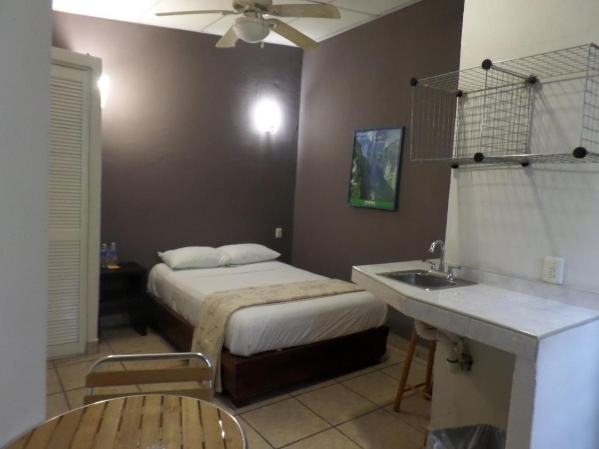 Uke Inn Hotel & Suites Xamaipak Tuxtla Gutiérrez Екстериор снимка