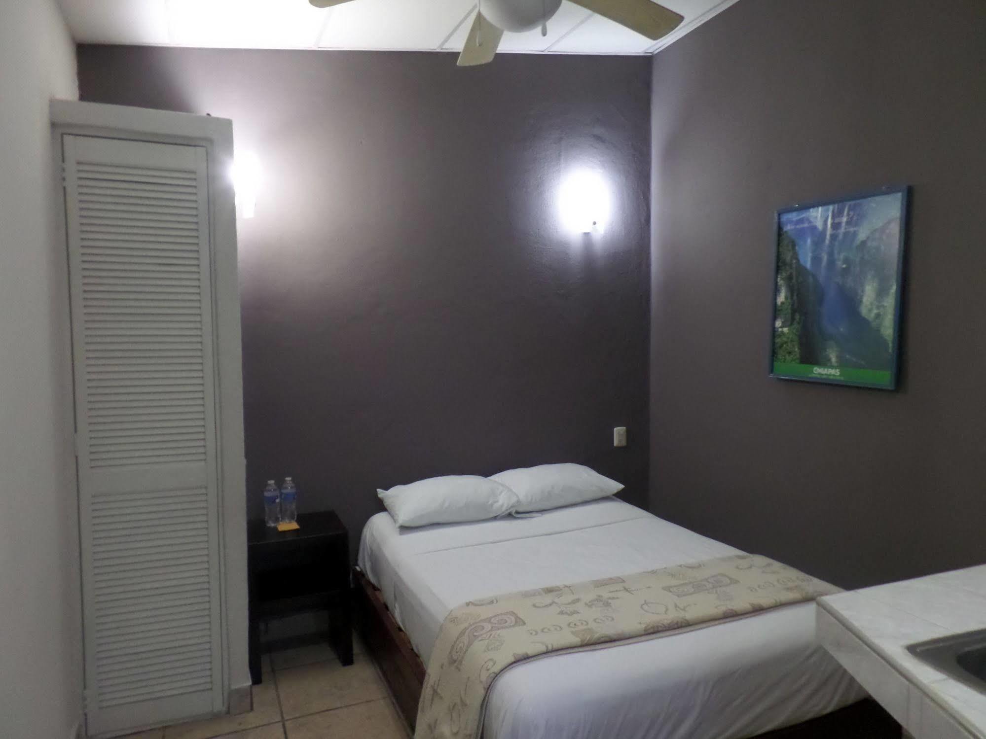 Uke Inn Hotel & Suites Xamaipak Tuxtla Gutiérrez Екстериор снимка